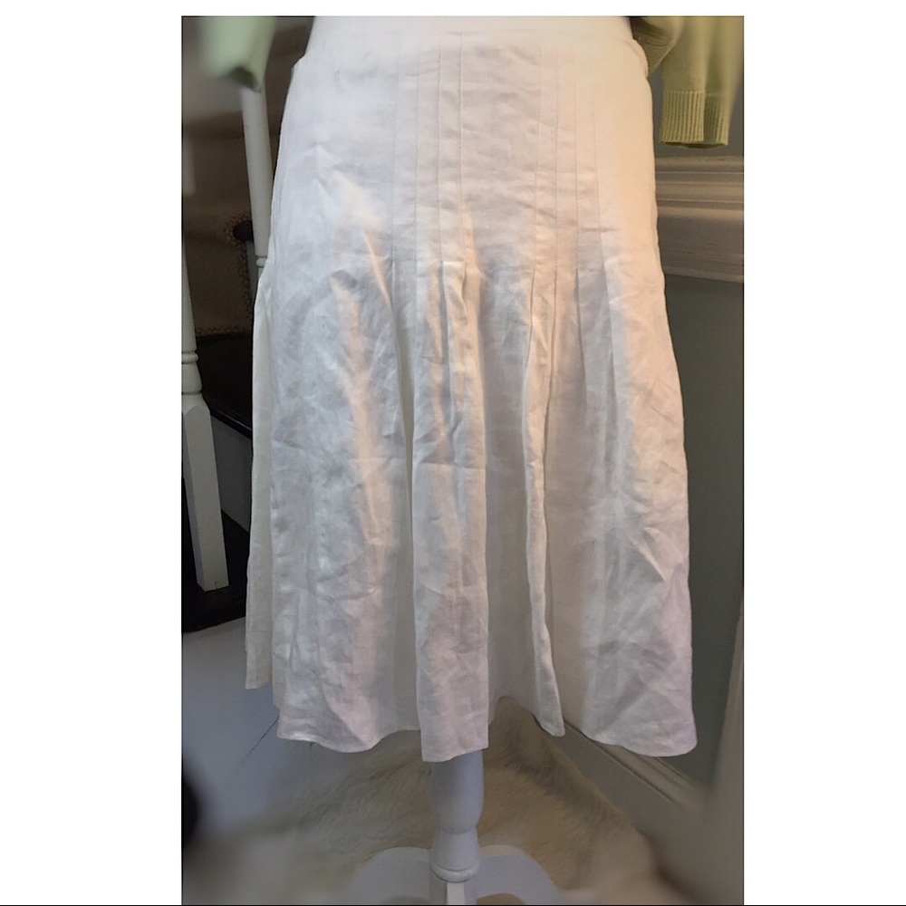 LOFT Linen Skirt (lined) Sz 6 White Flowing